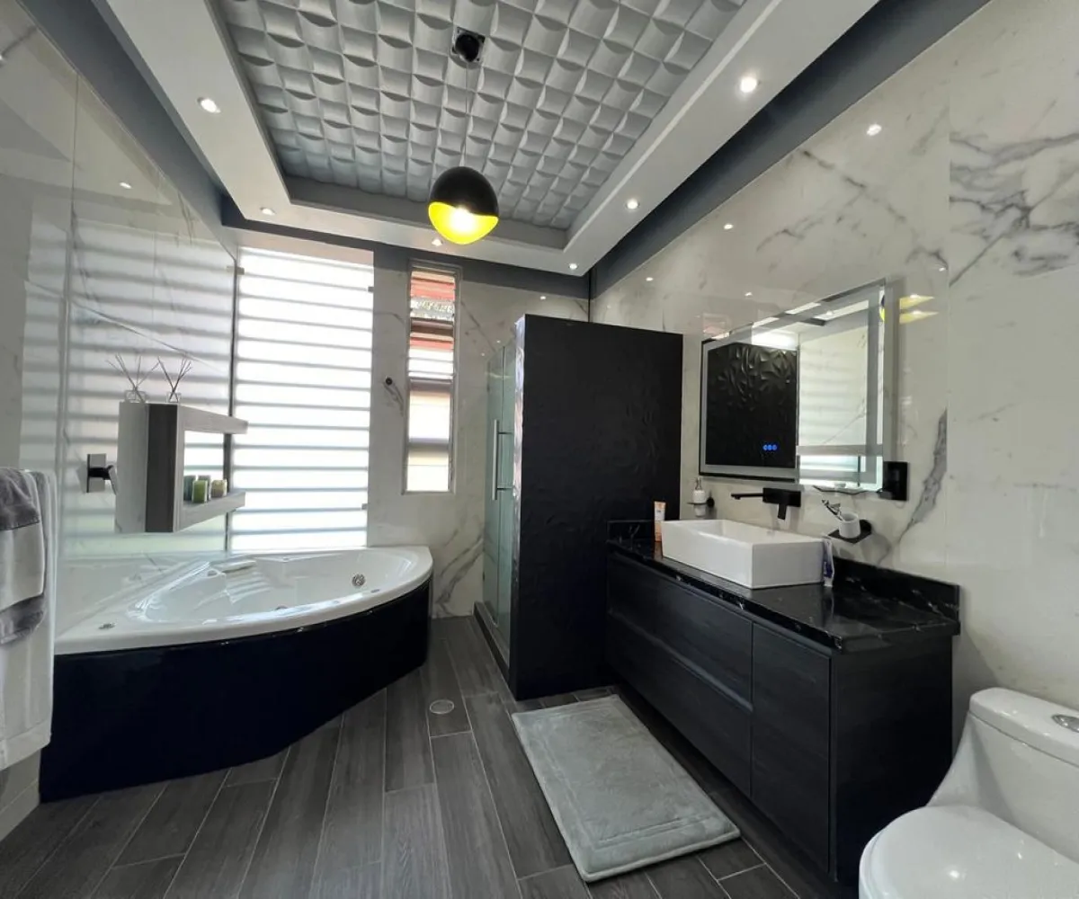 Casa En Venta,Sagrado Corazón,Calle Hidalgo 223, Zapotlanejo, Jalisco 45430, 3 Habitaciones,3 Baños,Calle Hidalgo,2,p5OSTSN Casa En Venta,Sagrado Corazón,Calle Hidalgo 223, Zapotlanejo, Jalisco 45430, 3 Habitaciones,3 Baños,Calle Hidalgo,2,p5OSTSN