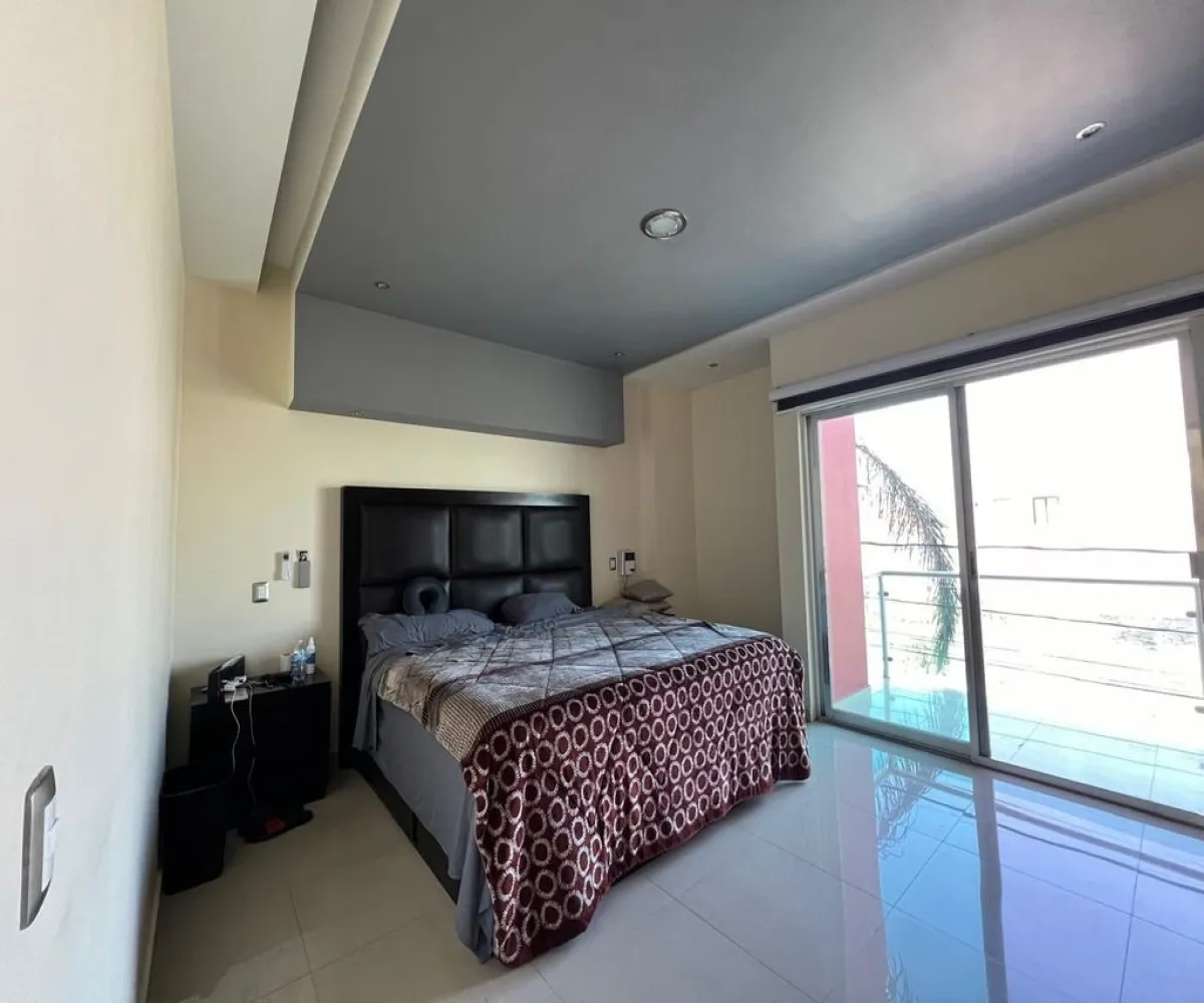 Casa En Venta,Sagrado Corazón,Calle Hidalgo 223, Zapotlanejo, Jalisco 45430, 3 Habitaciones,3 Baños,Calle Hidalgo,2,p5OSTSN Casa En Venta,Sagrado Corazón,Calle Hidalgo 223, Zapotlanejo, Jalisco 45430, 3 Habitaciones,3 Baños,Calle Hidalgo,2,p5OSTSN