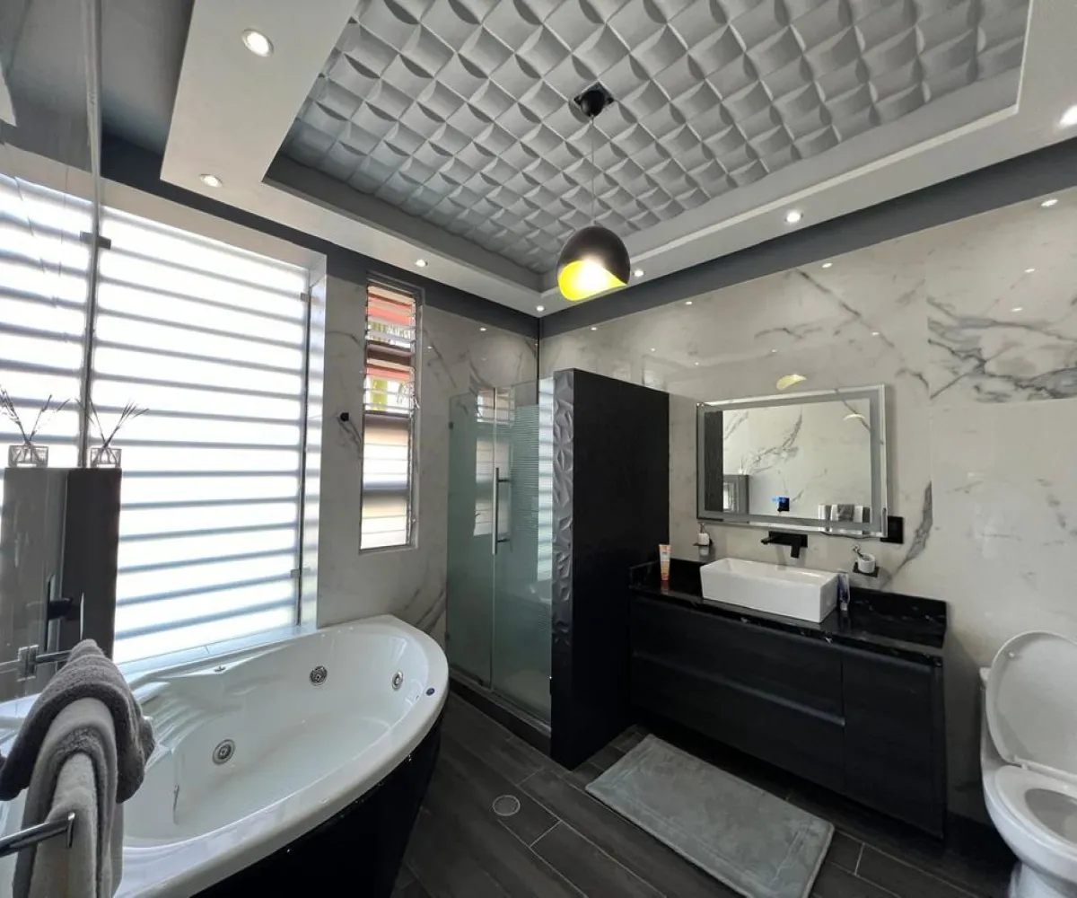 Casa En Venta,Sagrado Corazón,Calle Hidalgo 223, Zapotlanejo, Jalisco 45430, 3 Habitaciones,3 Baños,Calle Hidalgo,2,p5OSTSN Casa En Venta,Sagrado Corazón,Calle Hidalgo 223, Zapotlanejo, Jalisco 45430, 3 Habitaciones,3 Baños,Calle Hidalgo,2,p5OSTSN