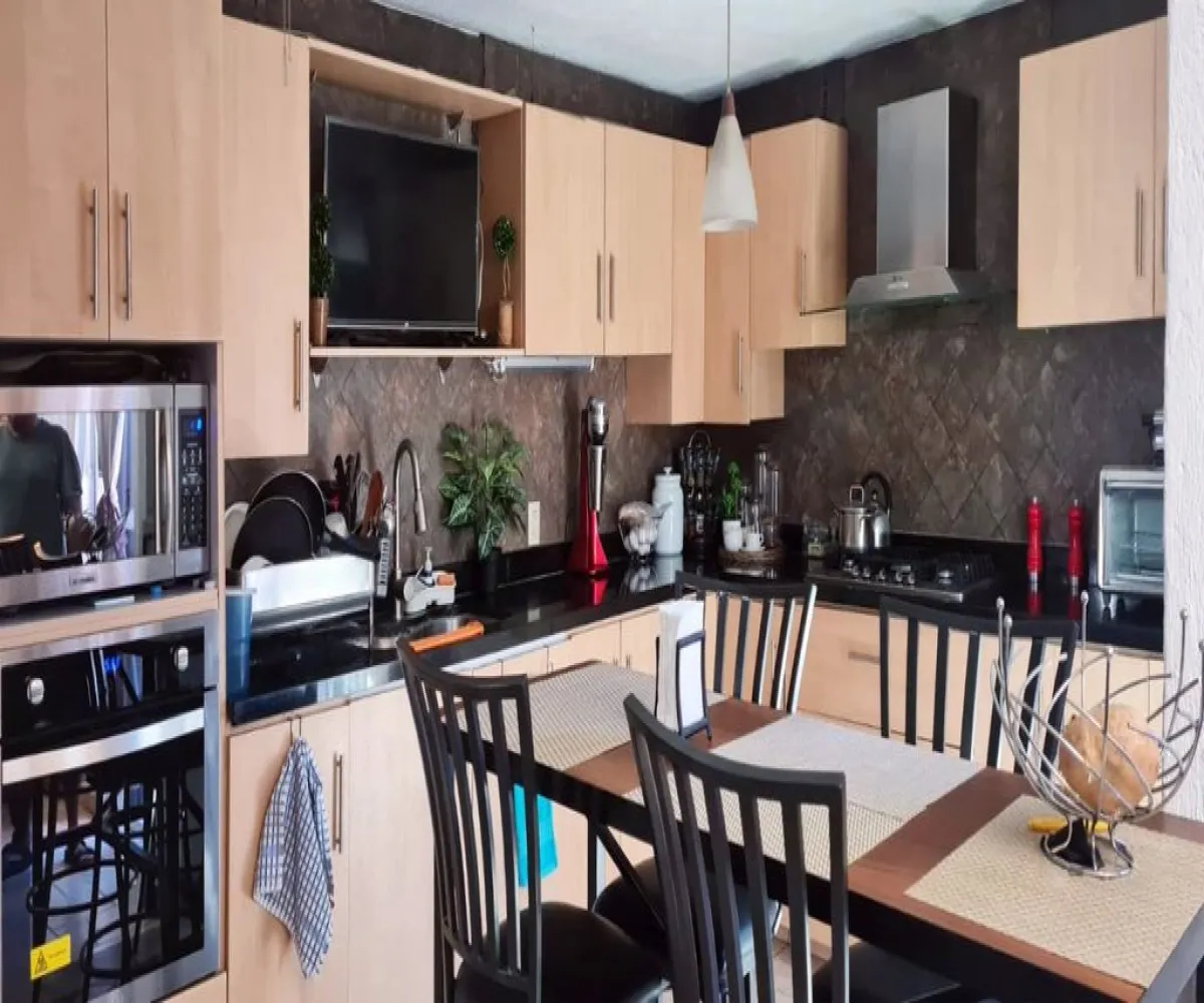 Casa En Venta,San Sebastianito,Bosque La Primavera 65 Álamos 4, San Pedro Tlaquepaque, Jalisco 45601, 4 Habitaciones,2 Baños,Bosque La Primavera,3,pQC4isG Casa En Venta,San Sebastianito,Bosque La Primavera 65 Álamos 4, San Pedro Tlaquepaque, Jalisco 45601, 4 Habitaciones,2 Baños,Bosque La Primavera,3,pQC4isG