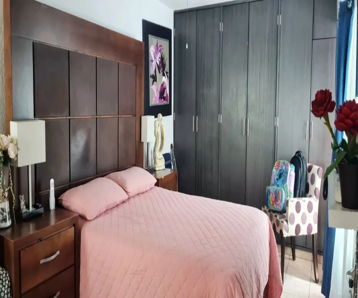 Casa En Venta,San Sebastianito,Bosque La Primavera 65 Álamos 4, San Pedro Tlaquepaque, Jalisco 45601, 4 Habitaciones,2 Baños,Bosque La Primavera,3,pQC4isG Casa En Venta,San Sebastianito,Bosque La Primavera 65 Álamos 4, San Pedro Tlaquepaque, Jalisco 45601, 4 Habitaciones,2 Baños,Bosque La Primavera,3,pQC4isG