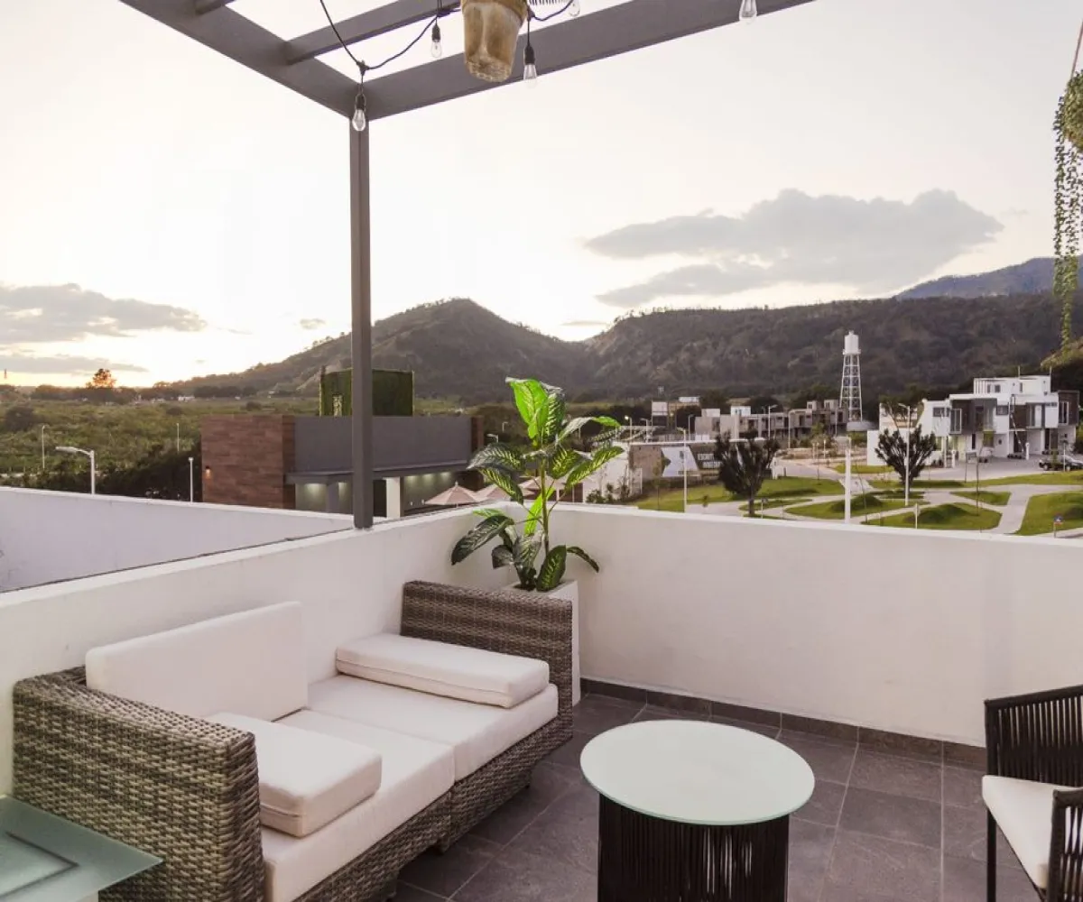 Casa En Venta,BOSQUES DE SANTA ANITA ,calle vicenza 100, Tlajomulco de Zúñiga, Jalisco 45646, 4 Habitaciones,3 Baños,calle vicenza ,1,paTfLEM Casa En Venta,BOSQUES DE SANTA ANITA ,calle vicenza 100, Tlajomulco de Zúñiga, Jalisco 45646, 4 Habitaciones,3 Baños,calle vicenza ,1,paTfLEM