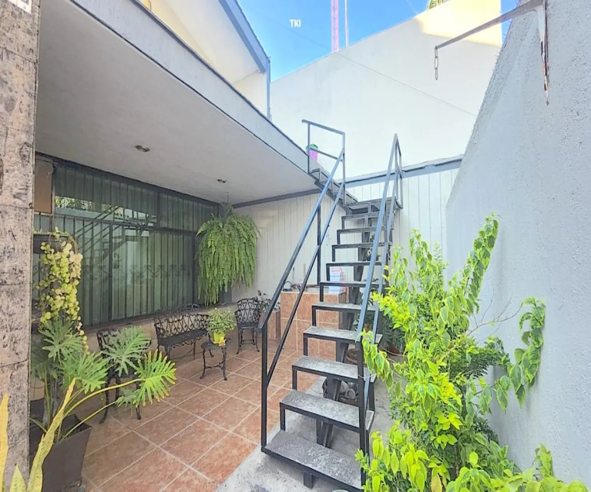 Casa En Venta,El Retiro,Calle Monte de las Ánimas 720, Guadalajara, Jalisco 44280, 5 Habitaciones,4 Baños,Calle Monte de las Ánimas,3,pTXLNGt Casa En Venta,El Retiro,Calle Monte de las Ánimas 720, Guadalajara, Jalisco 44280, 5 Habitaciones,4 Baños,Calle Monte de las Ánimas,3,pTXLNGt