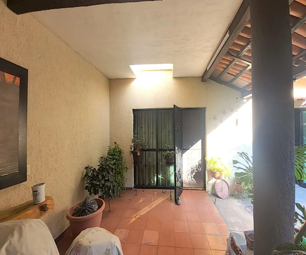 Casa En Venta,El Retiro,Calle Monte de las Ánimas 720, Guadalajara, Jalisco 44280, 5 Habitaciones,4 Baños,Calle Monte de las Ánimas,3,pTXLNGt Casa En Venta,El Retiro,Calle Monte de las Ánimas 720, Guadalajara, Jalisco 44280, 5 Habitaciones,4 Baños,Calle Monte de las Ánimas,3,pTXLNGt