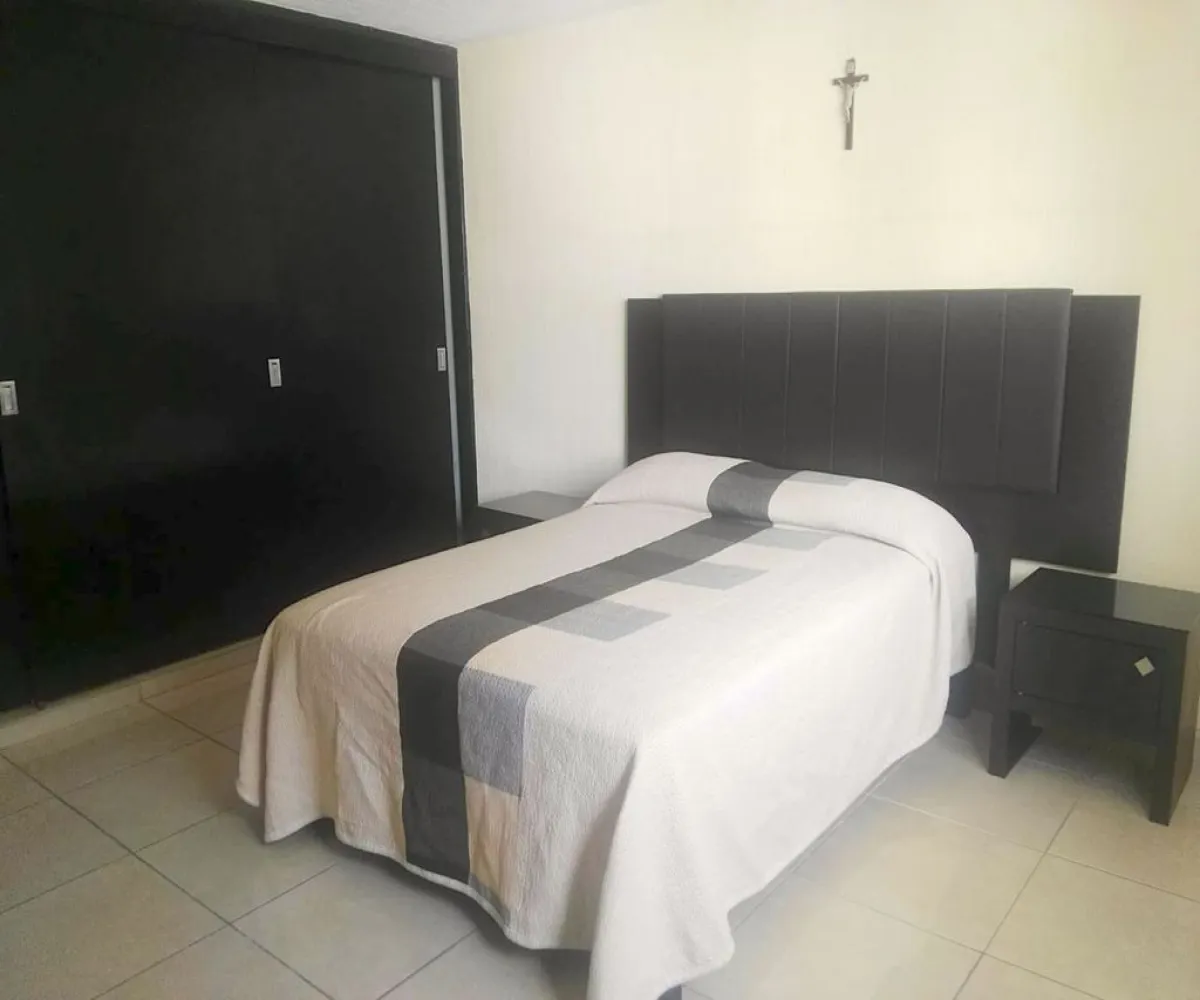 Casa En Venta,El Retiro,Calle Monte de las Ánimas 720, Guadalajara, Jalisco 44280, 5 Habitaciones,4 Baños,Calle Monte de las Ánimas,3,pTXLNGt Casa En Venta,El Retiro,Calle Monte de las Ánimas 720, Guadalajara, Jalisco 44280, 5 Habitaciones,4 Baños,Calle Monte de las Ánimas,3,pTXLNGt