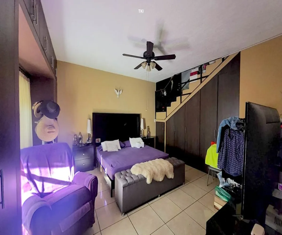 Casa En Venta,El Retiro,Calle Monte de las Ánimas 720, Guadalajara, Jalisco 44280, 5 Habitaciones,4 Baños,Calle Monte de las Ánimas,3,pTXLNGt Casa En Venta,El Retiro,Calle Monte de las Ánimas 720, Guadalajara, Jalisco 44280, 5 Habitaciones,4 Baños,Calle Monte de las Ánimas,3,pTXLNGt