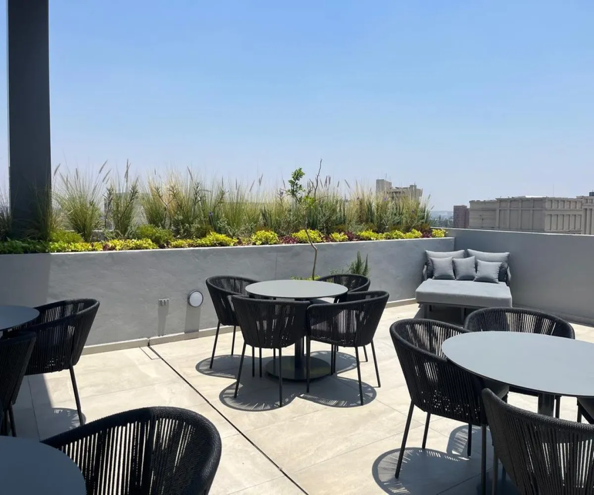 Departamento En Renta,Arcos Vallarta,Avenida José María Morelos 2236, Guadalajara, Jalisco 44130, 2 Habitaciones,2 Baños,Avenida José María Morelos,1,p22pyeq