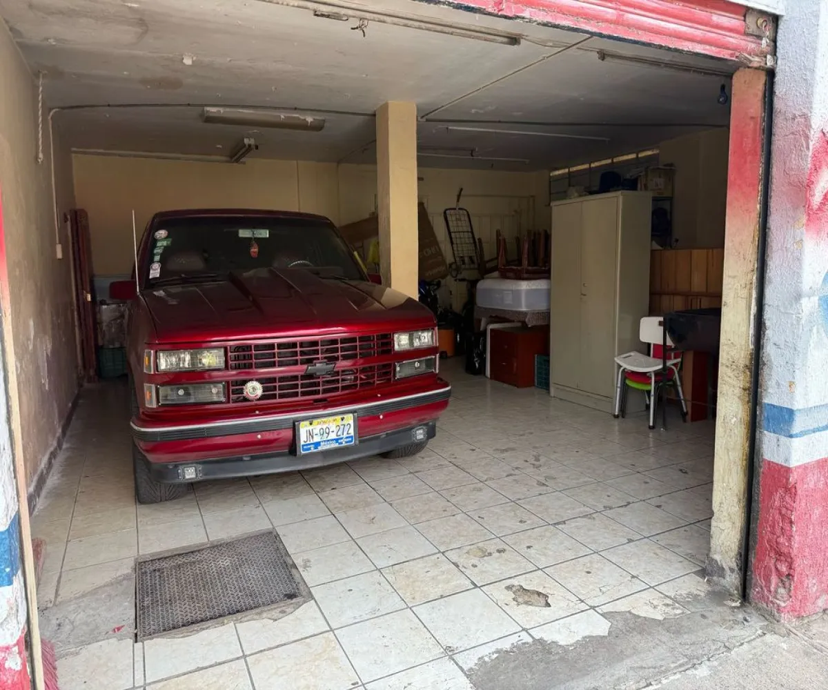 Casa En Venta,Hernández Romo,Calle Gigantes 1152, Guadalajara, Jalisco 44410, 3 Habitaciones,2 Baños,Calle Gigantes,1,p9CUA8z Casa En Venta,Hernández Romo,Calle Gigantes 1152, Guadalajara, Jalisco 44410, 3 Habitaciones,2 Baños,Calle Gigantes,1,p9CUA8z