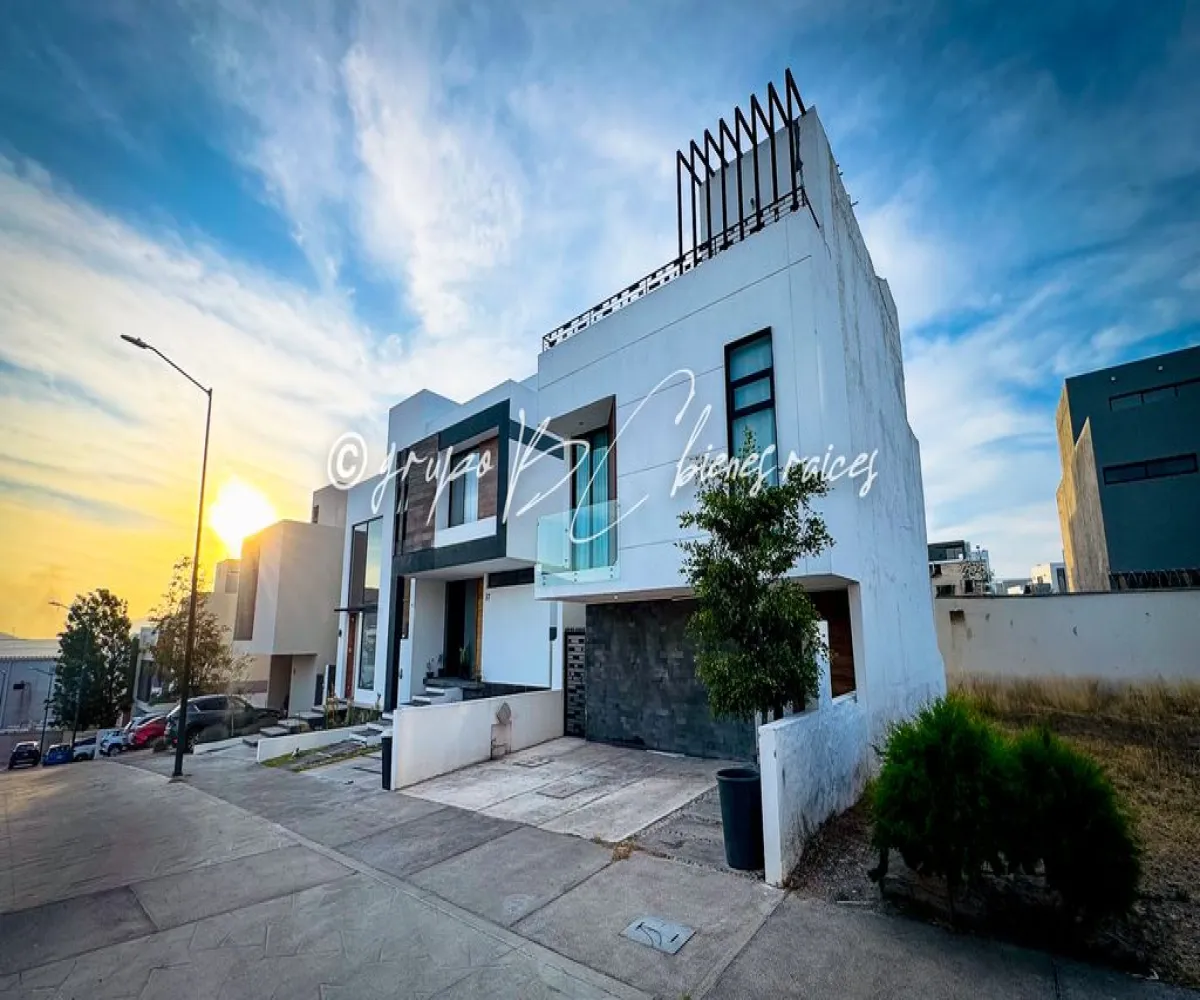 Casa En Venta,Parques Vallarta,Avenida de la primavera 1818 38, Zapopan, Jalisco 45134, 5 Habitaciones,4 Baños,Avenida de la primavera,3,pV8STNI Casa En Venta,Parques Vallarta,Avenida de la primavera 1818 38, Zapopan, Jalisco 45134, 5 Habitaciones,4 Baños,Avenida de la primavera,3,pV8STNI