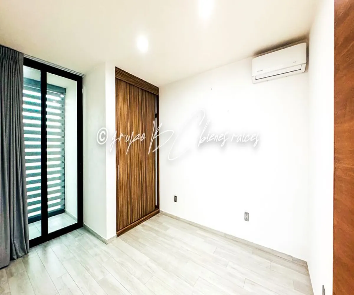 Casa En Venta,Parques Vallarta,Avenida de la primavera 1818 38, Zapopan, Jalisco 45134, 5 Habitaciones,4 Baños,Avenida de la primavera,3,pV8STNI Casa En Venta,Parques Vallarta,Avenida de la primavera 1818 38, Zapopan, Jalisco 45134, 5 Habitaciones,4 Baños,Avenida de la primavera,3,pV8STNI