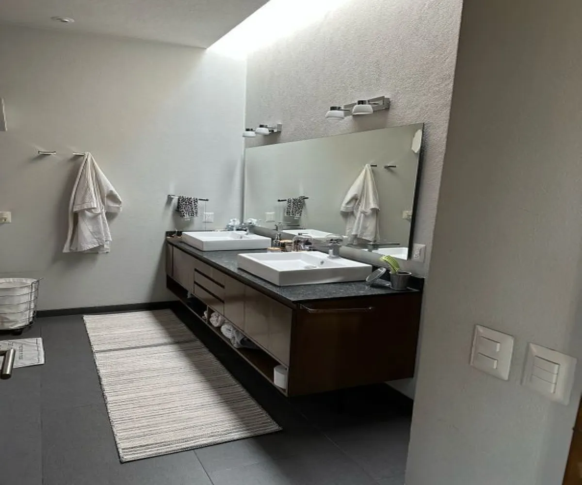 Casa En Venta,Valle Real,Paseo Valle Real 3000 20, Zapopan, Jalisco 45019, 4 Habitaciones,4 Baños,Paseo Valle Real,1,pPkFQxH Casa En Venta,Valle Real,Paseo Valle Real 3000 20, Zapopan, Jalisco 45019, 4 Habitaciones,4 Baños,Paseo Valle Real,1,pPkFQxH