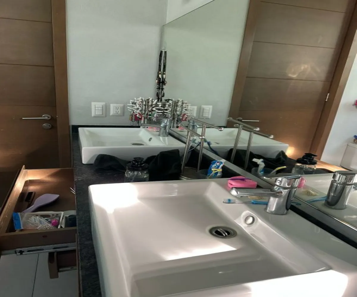 Casa En Venta,Valle Real,Paseo Valle Real 3000 20, Zapopan, Jalisco 45019, 4 Habitaciones,4 Baños,Paseo Valle Real,1,pPkFQxH Casa En Venta,Valle Real,Paseo Valle Real 3000 20, Zapopan, Jalisco 45019, 4 Habitaciones,4 Baños,Paseo Valle Real,1,pPkFQxH