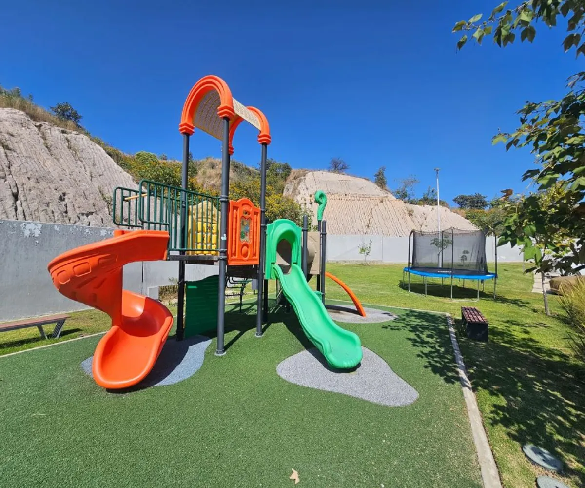 Casa En Venta,Coto Castaños,Calle Palmira 1236 55, Zapopan, Jalisco 45134, 4 Habitaciones,3 Baños,Calle Palmira,1,pmeTCBb Casa En Venta,Coto Castaños,Calle Palmira 1236 55, Zapopan, Jalisco 45134, 4 Habitaciones,3 Baños,Calle Palmira,1,pmeTCBb