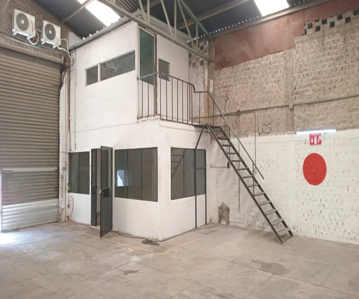 Terreno En Renta,Lopez Cotilla,Juan Escutia S/N, San Pedro Tlaquepaque, Jalisco 45615,Juan Escutia,pmddP7Y Terreno En Renta,Lopez Cotilla,Juan Escutia S/N, San Pedro Tlaquepaque, Jalisco 45615,Juan Escutia,pmddP7Y