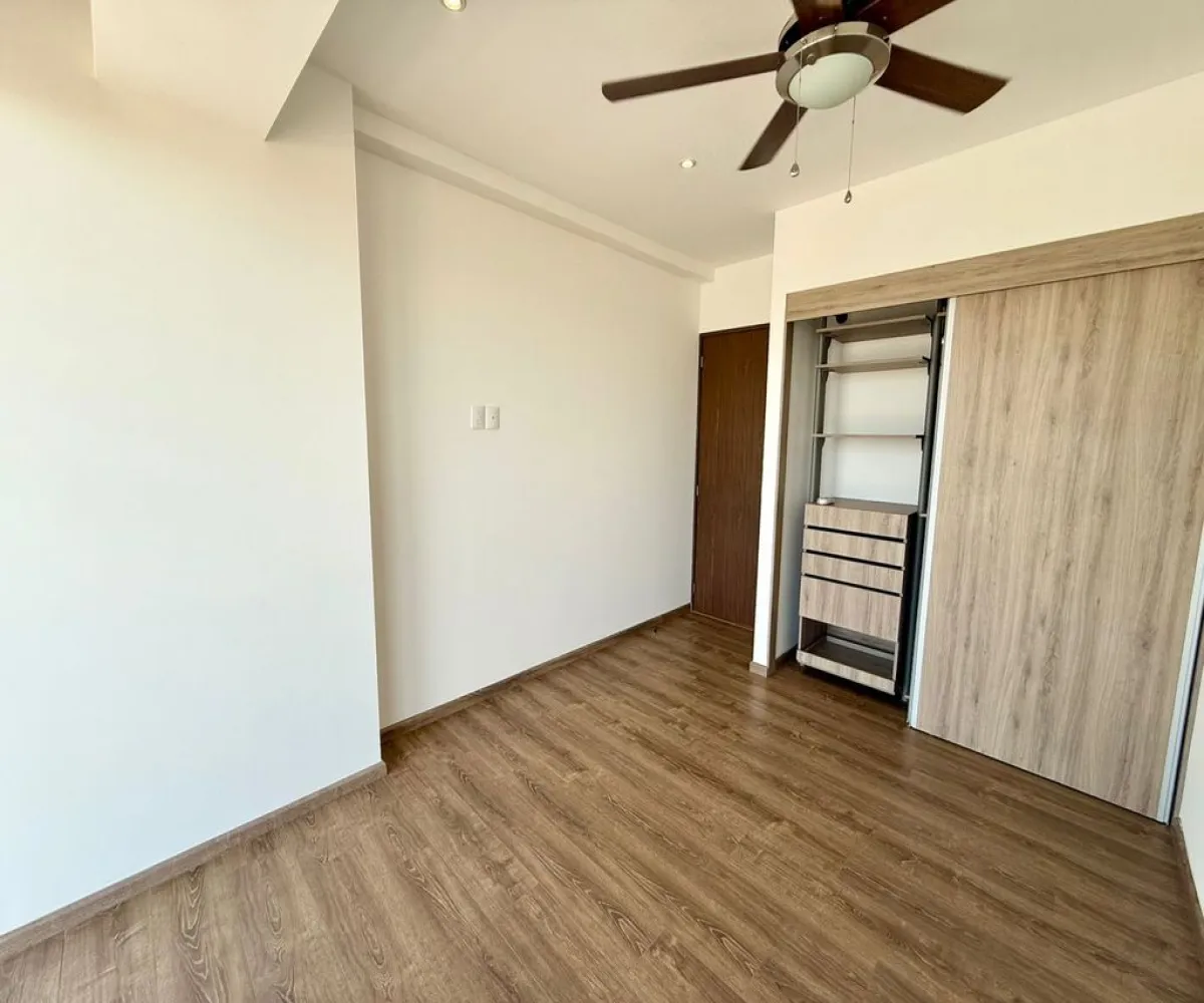 Departamento En Venta,Puerta del Valle,Avenida Periférico Poniente Manuel Gómez Morin 1066, Zapopan, Jalisco 45136, 3 Habitaciones,2 Baños,Avenida Periférico Poniente Manuel Gómez Morin,1,p1XwS0y Departamento En Venta,Puerta del Valle,Avenida Periférico Poniente Manuel Gómez Morin 1066, Zapopan, Jalisco 45136, 3 Habitaciones,2 Baños,Avenida Periférico Poniente Manuel Gómez Morin,1,p1XwS0y