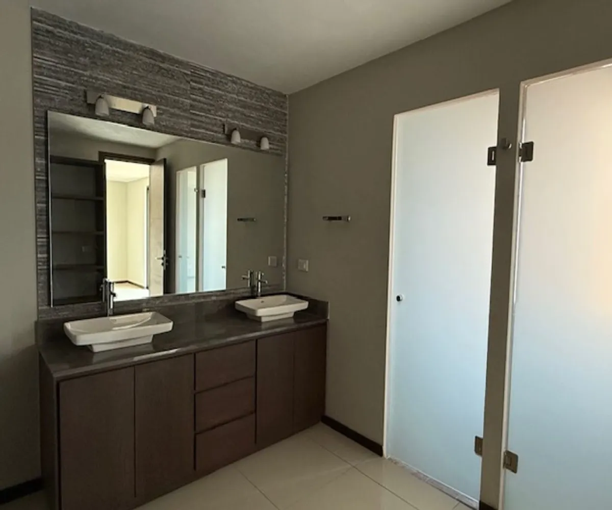Casa En Venta,Paseo Solares 1632 100, Zapopan, Jalisco 45134, 3 Habitaciones,3 Baños,Paseo Solares,3,ptGzANa