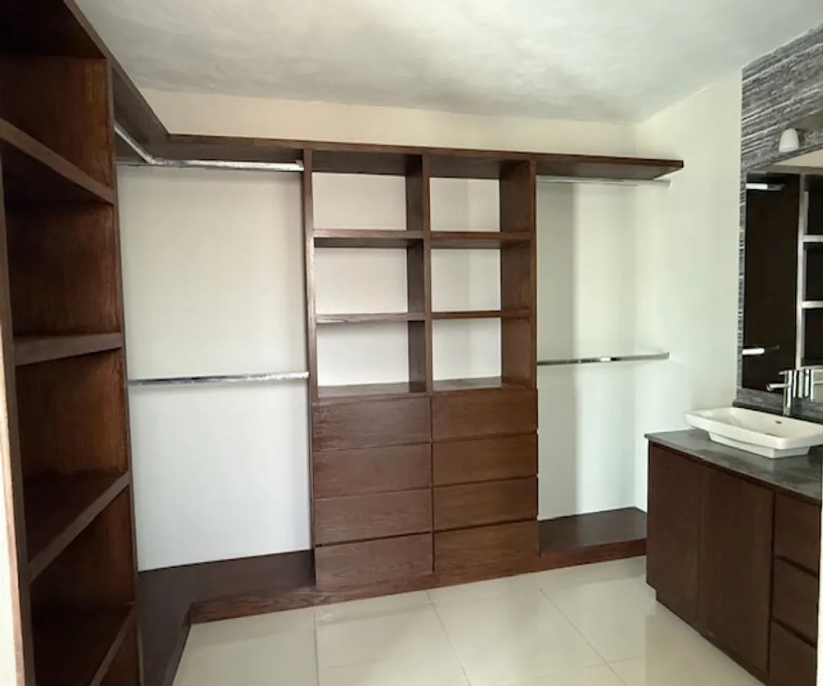 Casa En Venta,Paseo Solares 1632 100, Zapopan, Jalisco 45134, 3 Habitaciones,3 Baños,Paseo Solares,3,ptGzANa