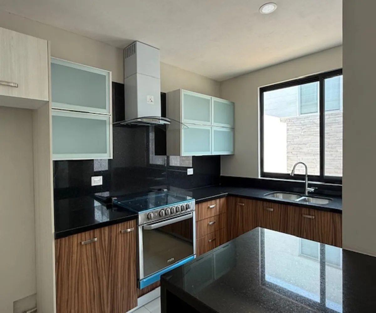 Casa En Venta,Paseo Solares 1632 100, Zapopan, Jalisco 45134, 3 Habitaciones,3 Baños,Paseo Solares,3,ptGzANa