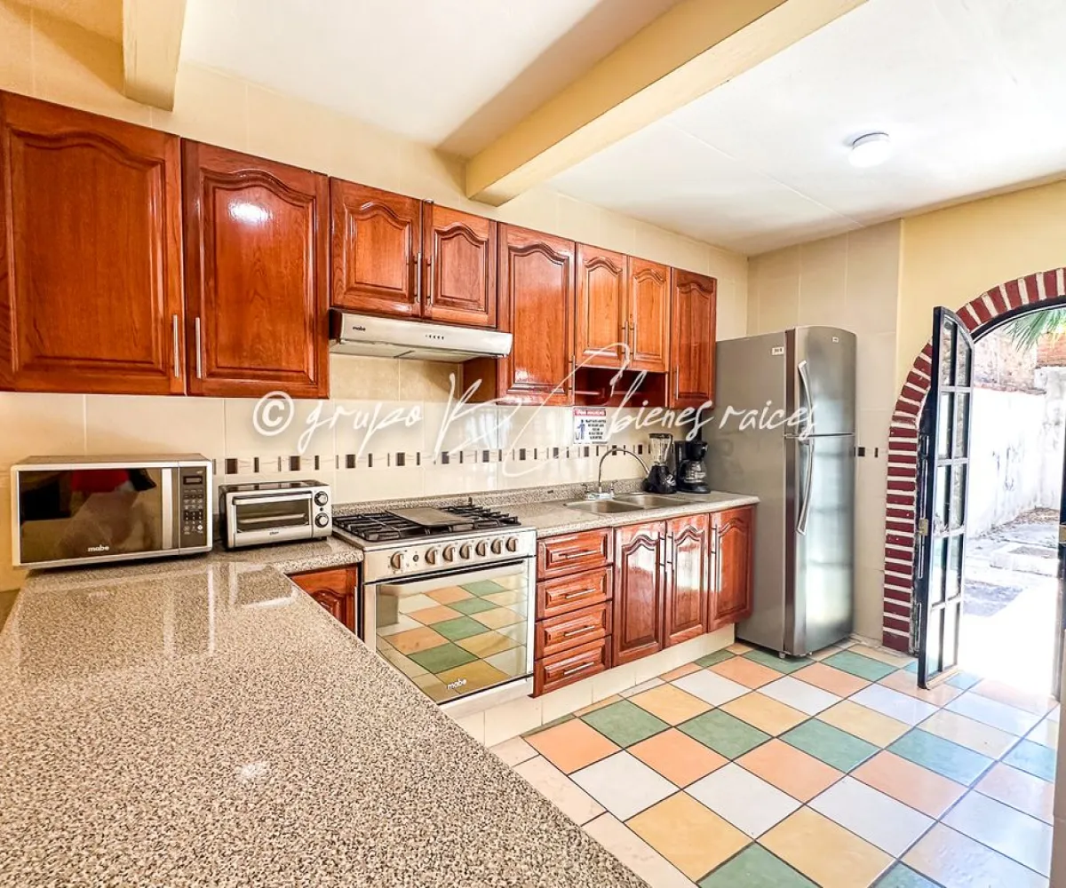 Casa En Renta,Centro,Hidalgo 124, Tequila, Jalisco 46400, 3 Habitaciones,3 Baños,Hidalgo,1,pRWY0OC