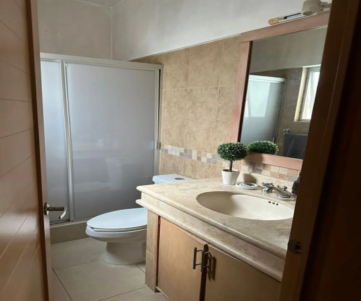 Casa En Venta,Jardín Real,Jardín de las Flores 216 Coto 6, Zapopan, Jalisco 45136, 3 Habitaciones,3 Baños,Jardín de las Flores,1,pqaPCGr