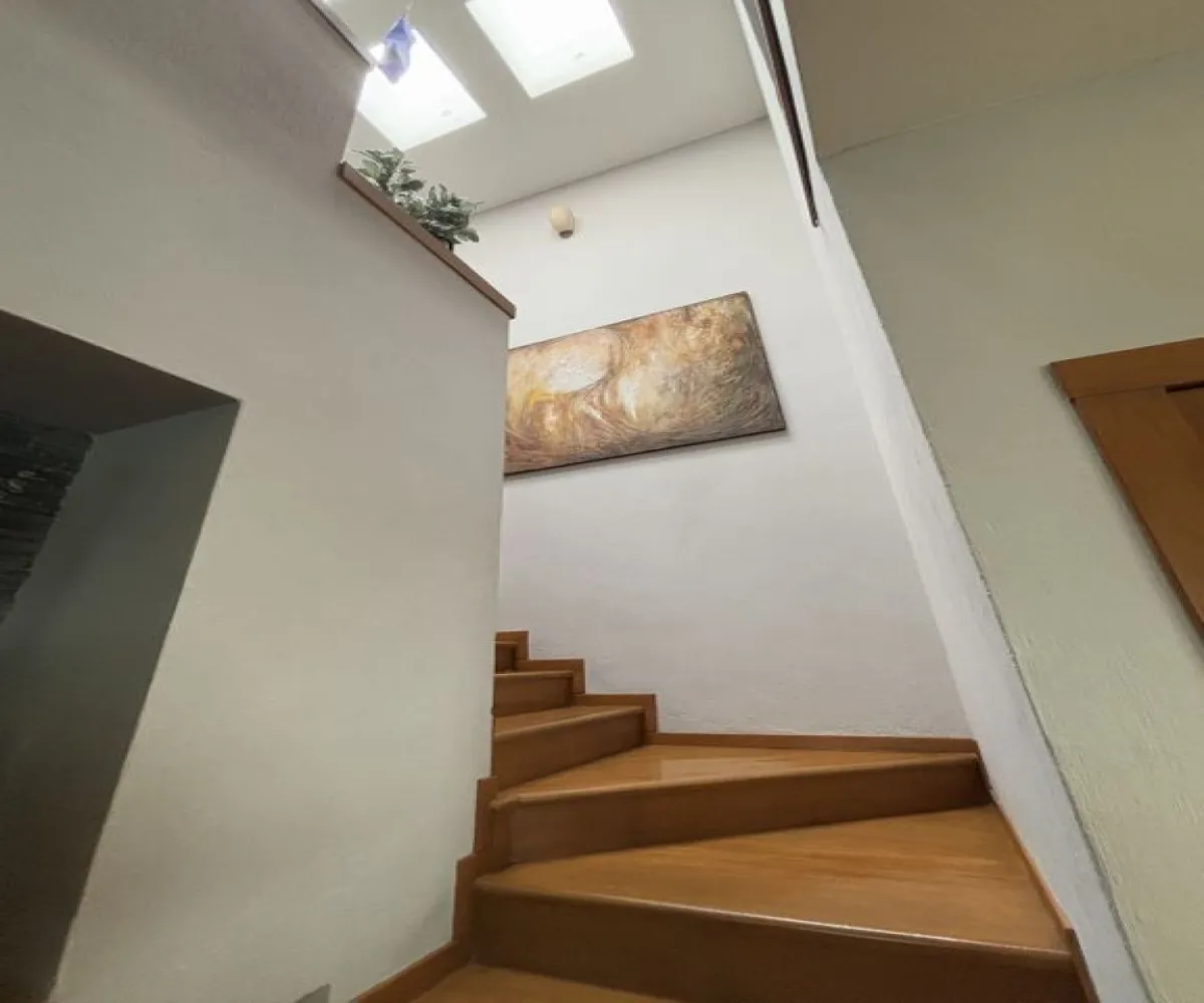 Casa En Venta,Jardín Real,Jardín de las Flores 216 Coto 6, Zapopan, Jalisco 45136, 3 Habitaciones,3 Baños,Jardín de las Flores,1,pqaPCGr