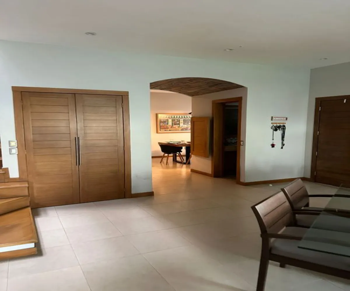 Casa En Venta,Jardín Real,Jardín de las Flores 216 Coto 6, Zapopan, Jalisco 45136, 3 Habitaciones,3 Baños,Jardín de las Flores,1,pqaPCGr