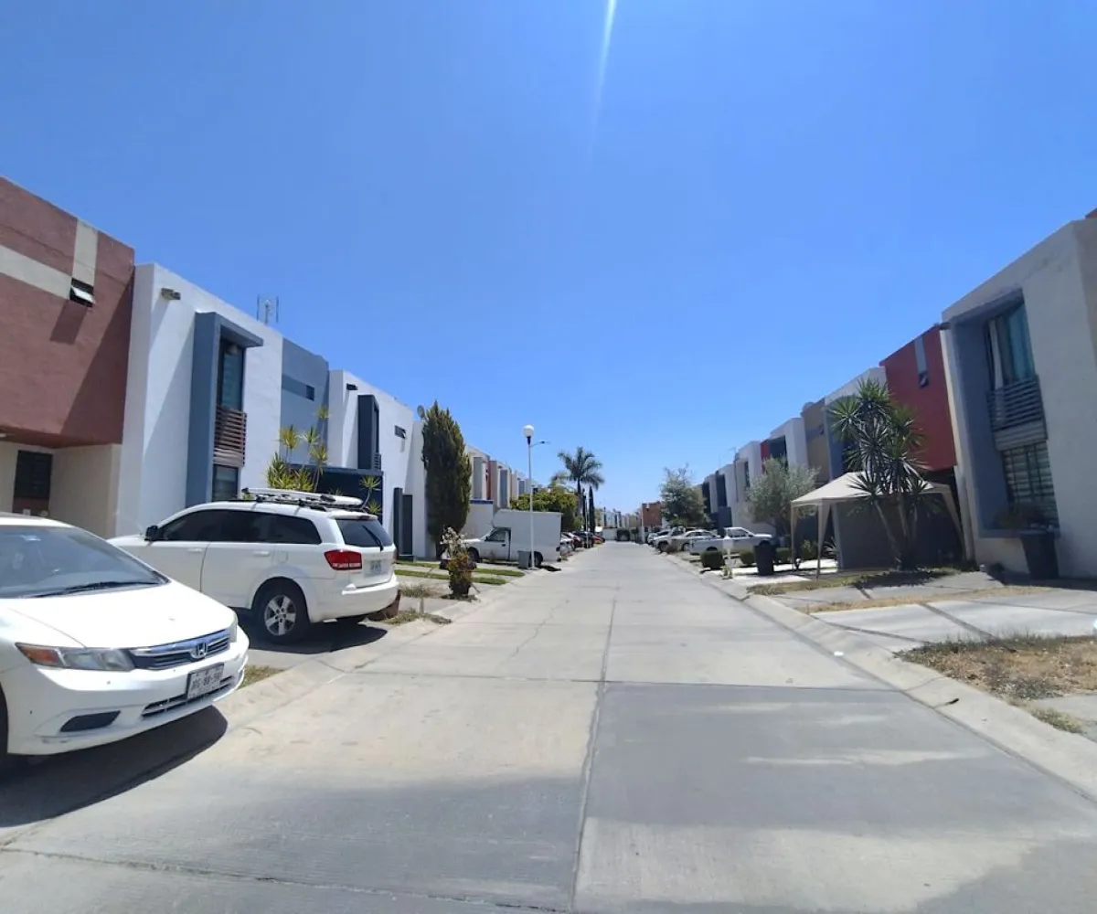 Casa En Venta,Foresta Santa Anita,Avenida Foresta 100 oyamel 38, Tlajomulco de Zúñiga, Jalisco 45645, 3 Habitaciones,2 Baños,Avenida Foresta,1,pkhyZno Casa En Venta,Foresta Santa Anita,Avenida Foresta 100 oyamel 38, Tlajomulco de Zúñiga, Jalisco 45645, 3 Habitaciones,2 Baños,Avenida Foresta,1,pkhyZno