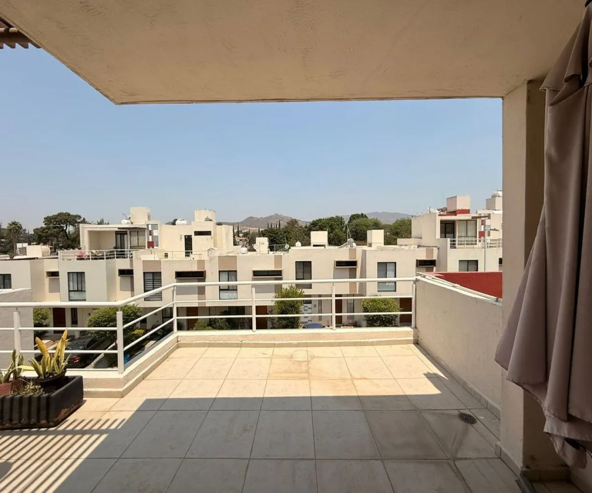 Casa En Venta,Residencial Las Grullas ,Vuelo de las grullas S/N, Tlajomulco de Zúñiga, Jalisco 45640, 4 Habitaciones,3 Baños,Vuelo de las grullas,3,pya5wxo Casa En Venta,Residencial Las Grullas ,Vuelo de las grullas S/N, Tlajomulco de Zúñiga, Jalisco 45640, 4 Habitaciones,3 Baños,Vuelo de las grullas,3,pya5wxo