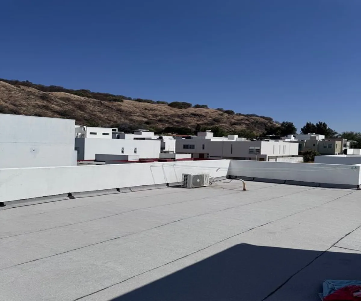 Casa En Venta,Los Gavilanes,Lopez Mateos 6900, Tlajomulco de Zúñiga, Jalisco 45645, 3 Habitaciones,4 Baños,Lopez Mateos,1,pxfLcj4 Casa En Venta,Los Gavilanes,Lopez Mateos 6900, Tlajomulco de Zúñiga, Jalisco 45645, 3 Habitaciones,4 Baños,Lopez Mateos,1,pxfLcj4