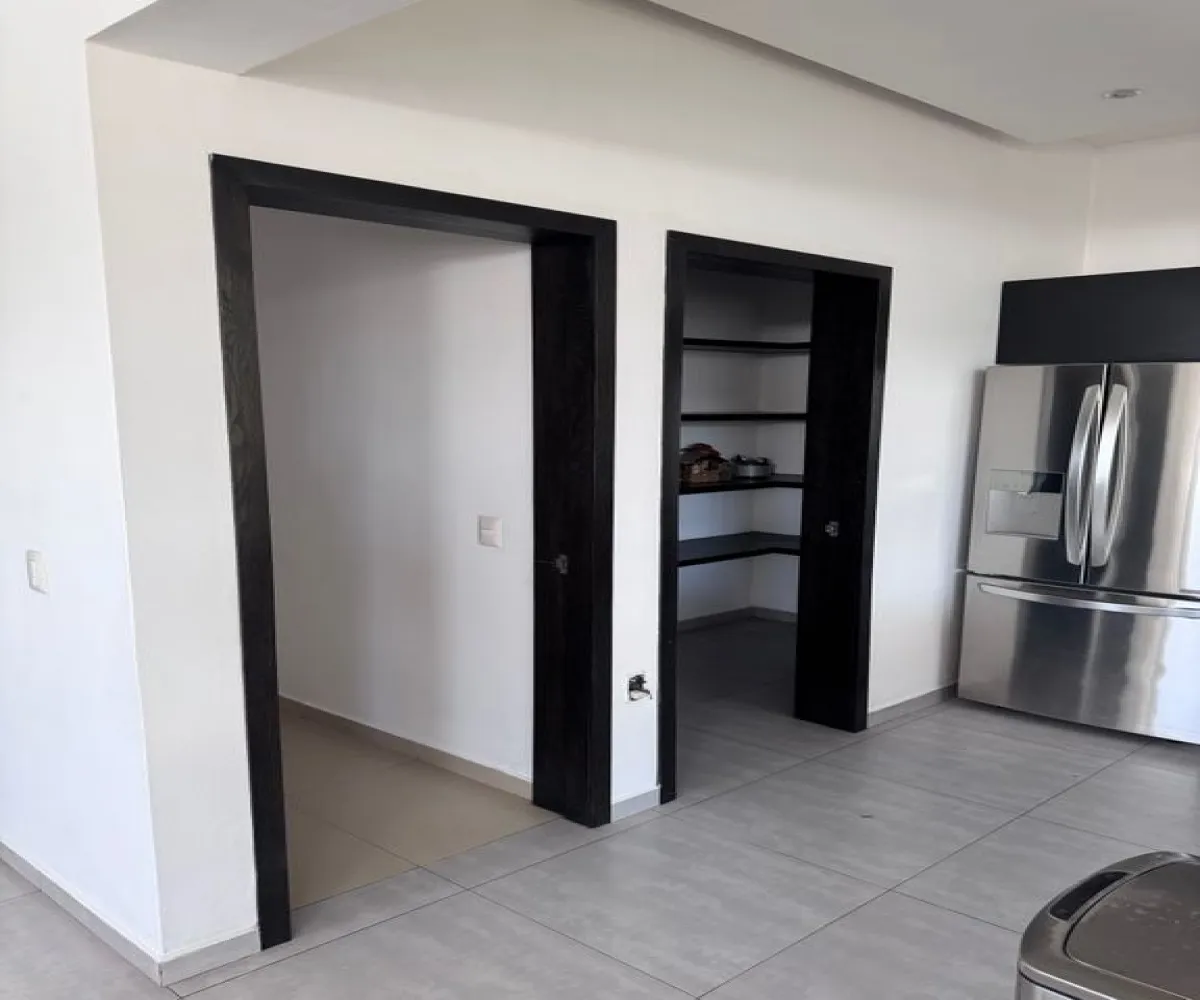 Casa En Venta,Los Gavilanes,Lopez Mateos 6900, Tlajomulco de Zúñiga, Jalisco 45645, 3 Habitaciones,4 Baños,Lopez Mateos,1,pxfLcj4 Casa En Venta,Los Gavilanes,Lopez Mateos 6900, Tlajomulco de Zúñiga, Jalisco 45645, 3 Habitaciones,4 Baños,Lopez Mateos,1,pxfLcj4