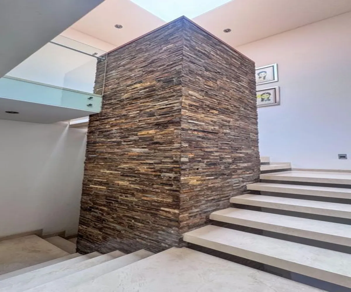 Casa En Venta,Valle Real,Paseo San Carlos 3061, Zapopan, Jalisco 45019, 4 Habitaciones,3 Baños,Paseo San Carlos,2,p4erYny Casa En Venta,Valle Real,Paseo San Carlos 3061, Zapopan, Jalisco 45019, 4 Habitaciones,3 Baños,Paseo San Carlos,2,p4erYny