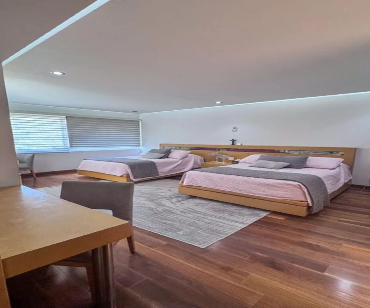 Casa En Venta,Valle Real,Paseo San Carlos 3061, Zapopan, Jalisco 45019, 4 Habitaciones,3 Baños,Paseo San Carlos,2,p4erYny Casa En Venta,Valle Real,Paseo San Carlos 3061, Zapopan, Jalisco 45019, 4 Habitaciones,3 Baños,Paseo San Carlos,2,p4erYny