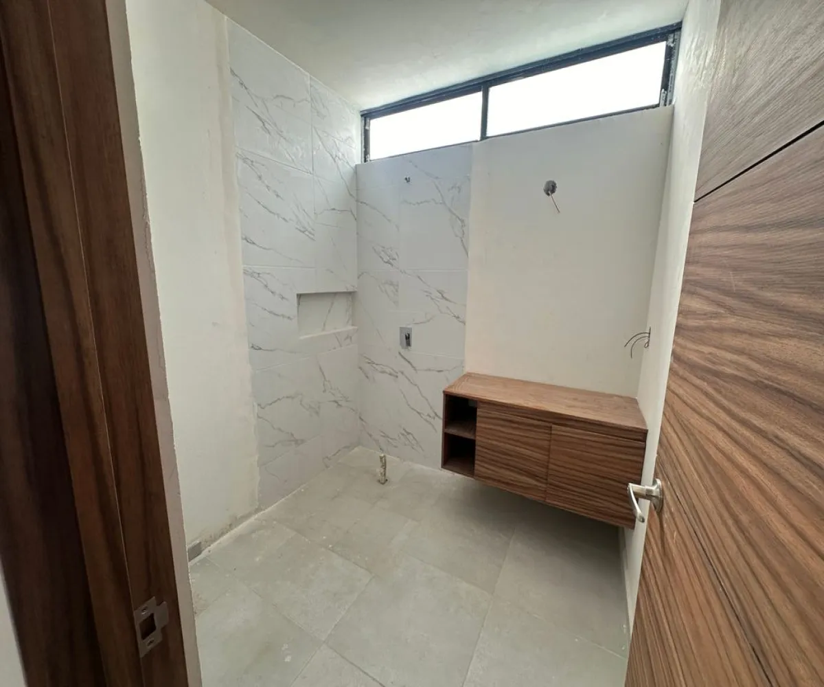 Casa En Venta,Parques Vallarta,Avenida Paseo del Norte 3322 94, Zapopan, Jalisco 45134, 3 Habitaciones,3 Baños,Avenida Paseo del Norte,2,plpGQpl