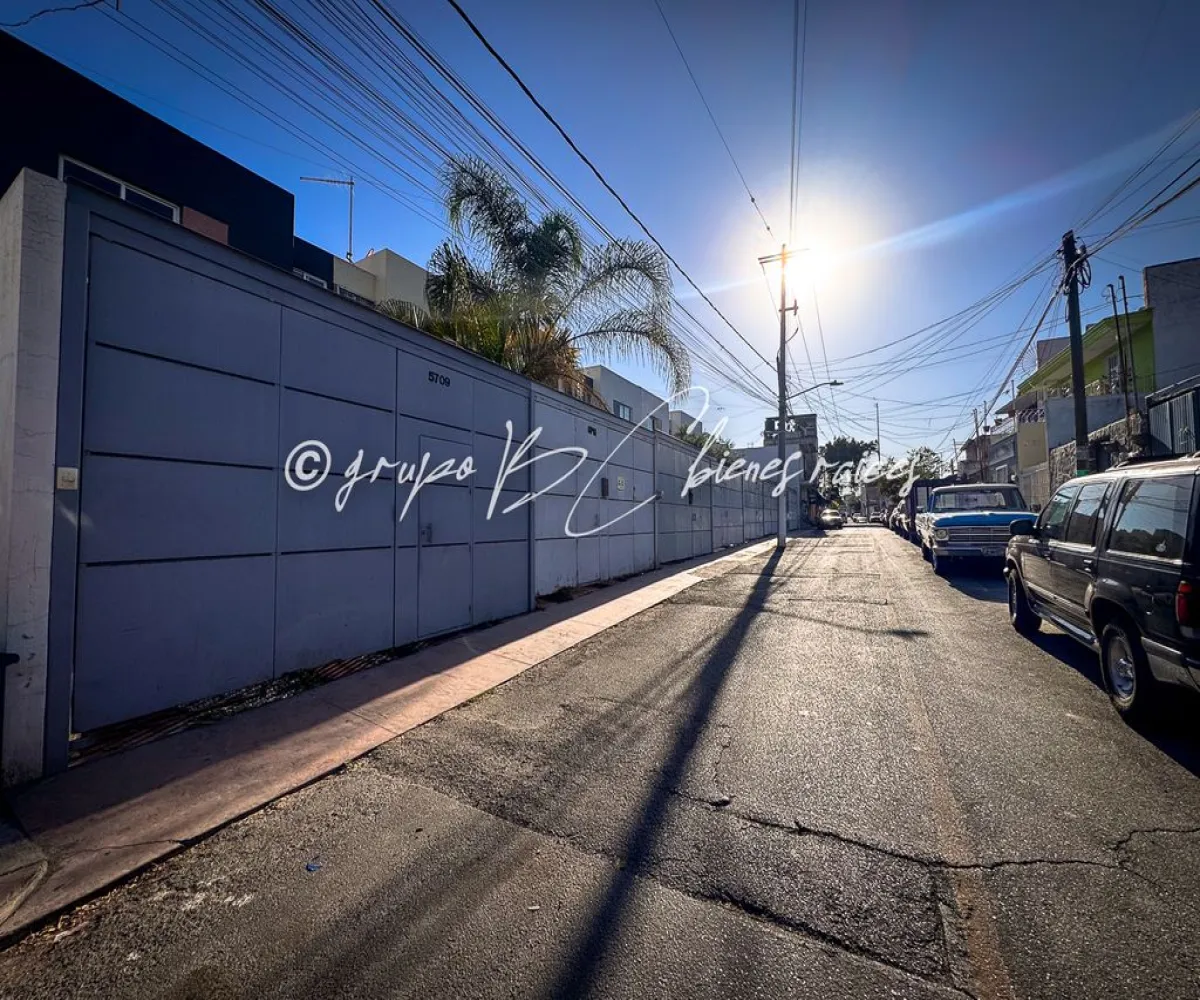 Casa En Venta,Jocotán,Zaragoza 5709, Zapopan, Jalisco 45017, 3 Habitaciones,3 Baños,Zaragoza,2,pdGfIDF Casa En Venta,Jocotán,Zaragoza 5709, Zapopan, Jalisco 45017, 3 Habitaciones,3 Baños,Zaragoza,2,pdGfIDF