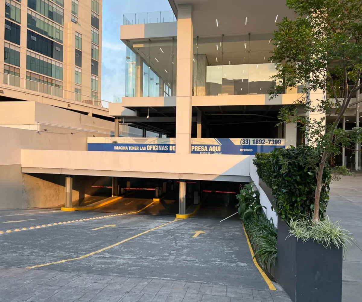 Oficina En Venta,Puerta de Hierro,Real de Acueducto 300, Zapopan, Jalisco 45116,Real de Acueducto,1,pTMQtsP