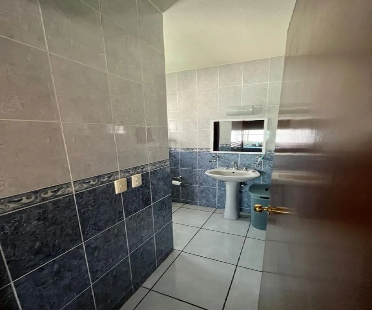 Casa En Venta,Jardín Real,Duque 257 COTO 11, Zapopan, Jalisco 45136, 4 Habitaciones,4 Baños,Duque,2,p3VwXu2