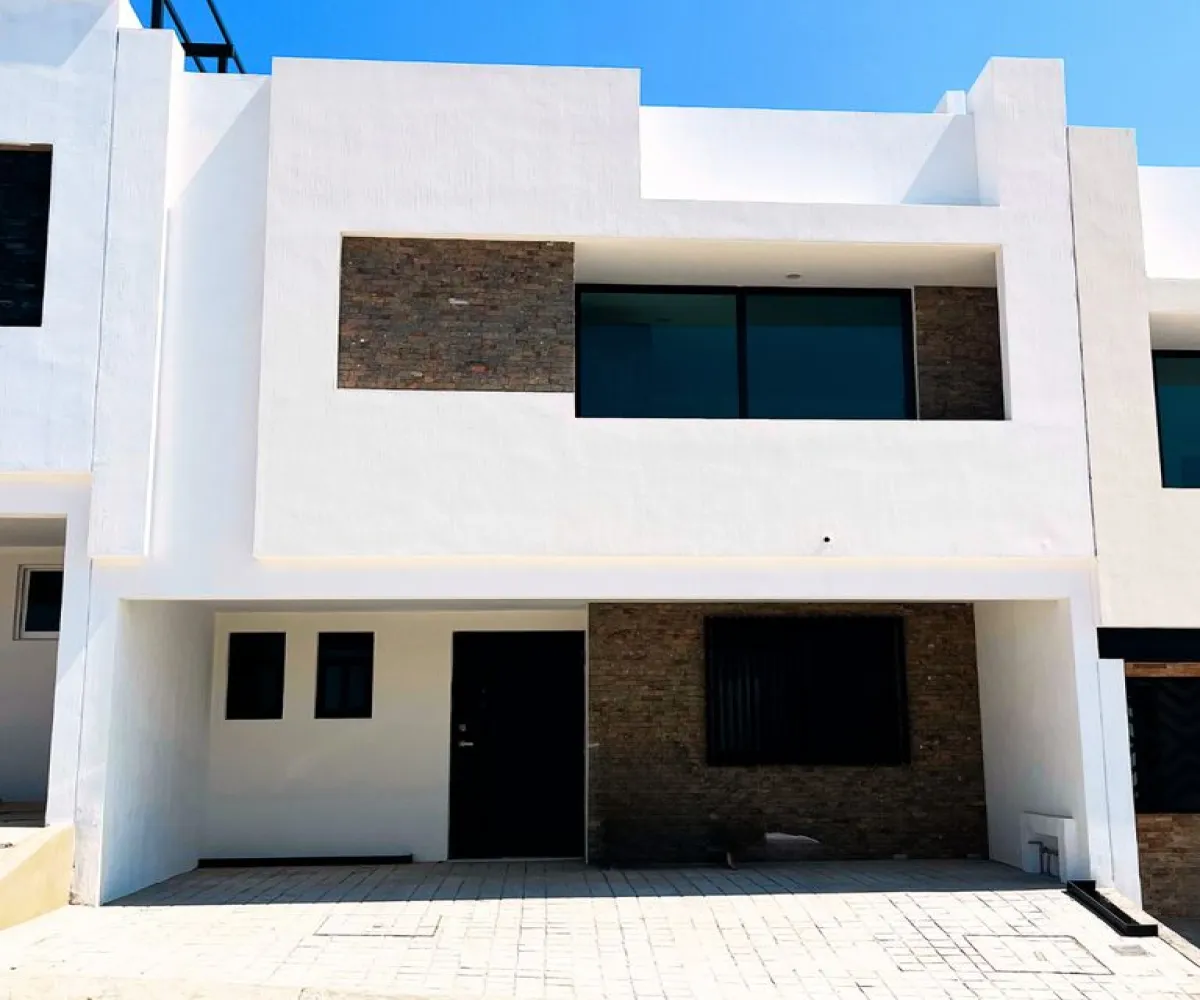 Casa En Venta,Bosques de Santa Anita,circuito alba 225 15, Tlajomulco de Zúñiga, Jalisco 45645, 3 Habitaciones,2 Baños,circuito alba ,1,pu2KsGJ