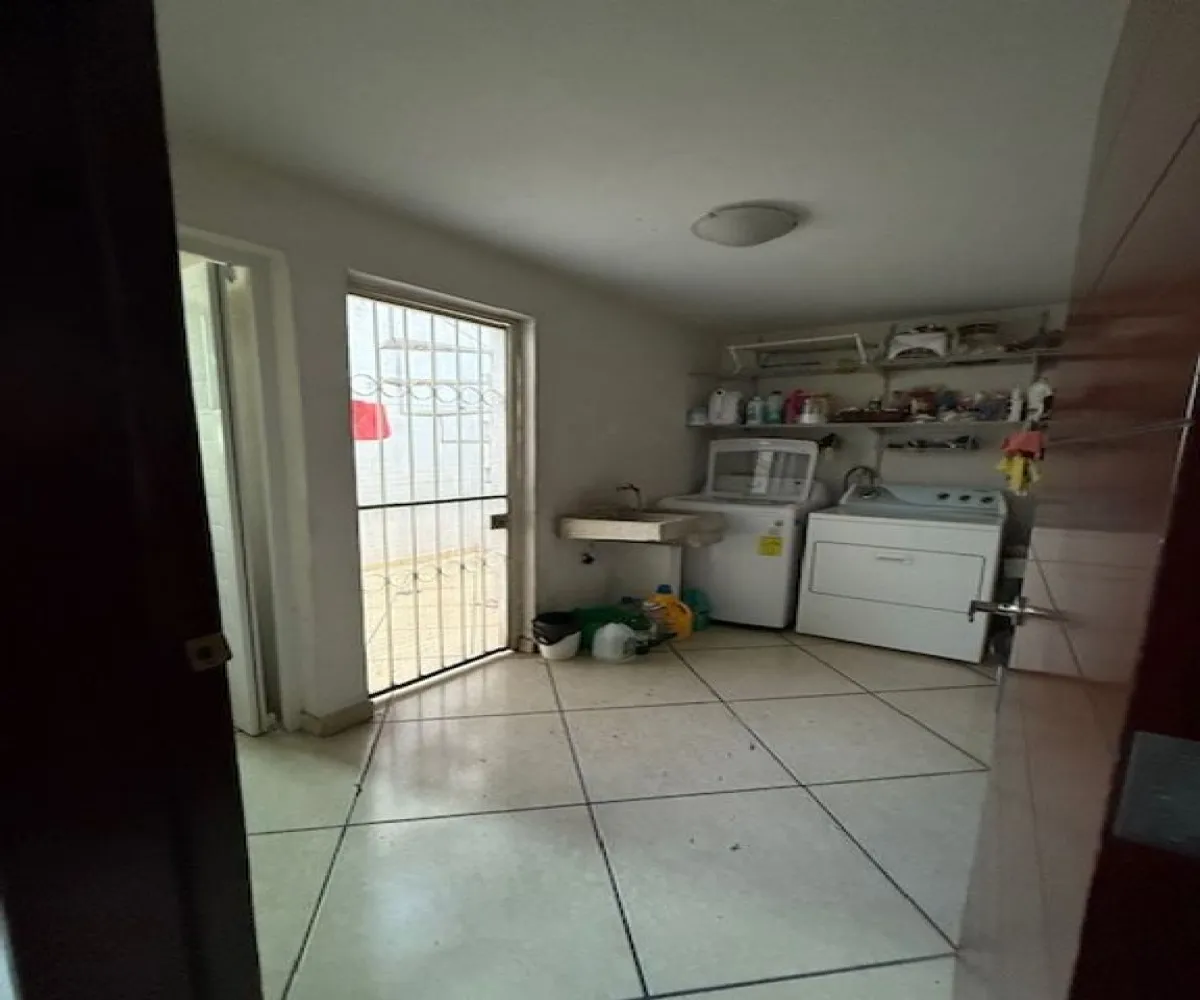 Casa En Venta,Casa Fuerte,El Alcaraz S/N, Tlajomulco de Zúñiga, Jalisco 45645, 3 Habitaciones,3 Baños,El Alcaraz,1,pXi0of8 Casa En Venta,Casa Fuerte,El Alcaraz S/N, Tlajomulco de Zúñiga, Jalisco 45645, 3 Habitaciones,3 Baños,El Alcaraz,1,pXi0of8