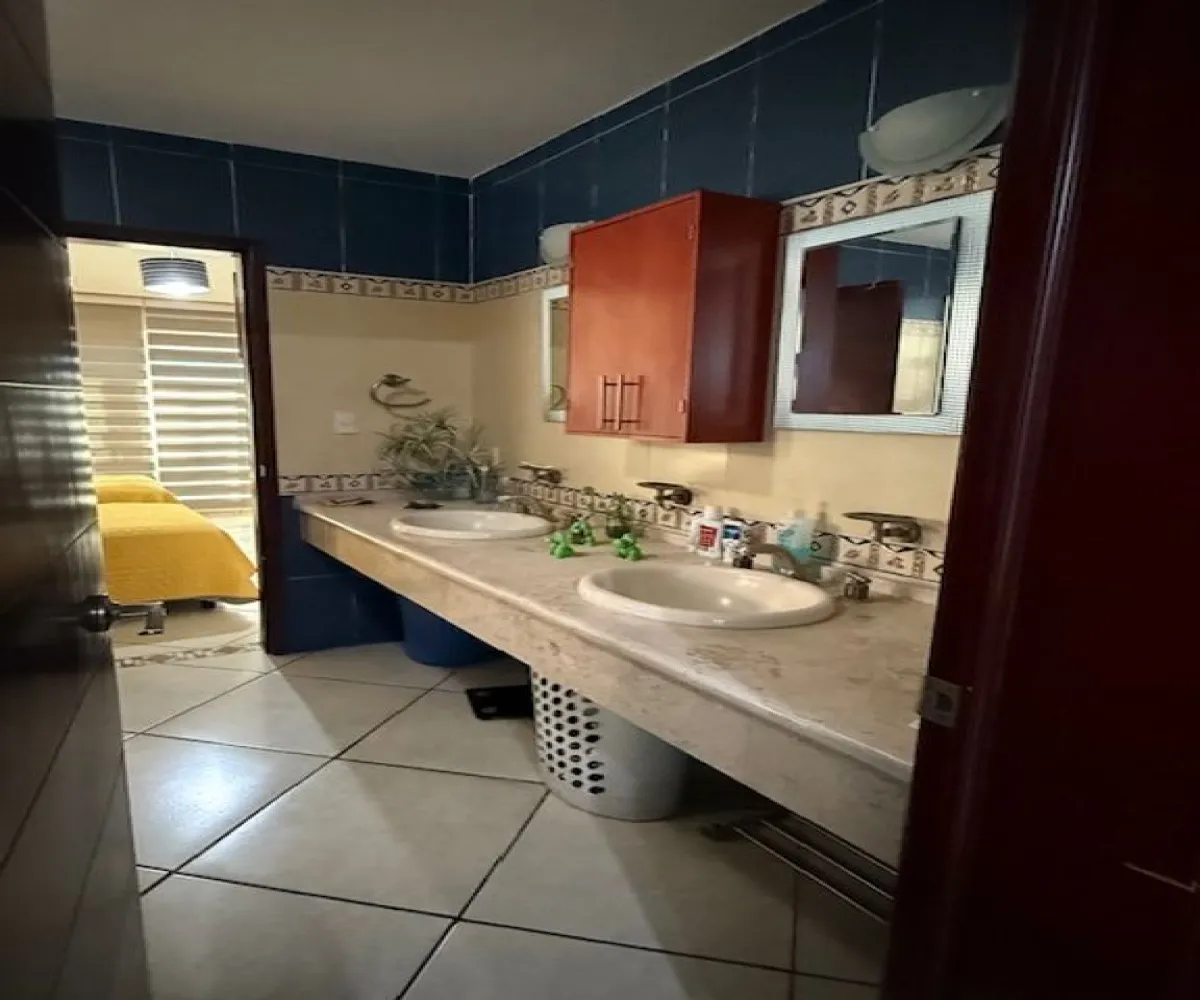 Casa En Venta,Casa Fuerte,El Alcaraz S/N, Tlajomulco de Zúñiga, Jalisco 45645, 3 Habitaciones,3 Baños,El Alcaraz,1,pXi0of8 Casa En Venta,Casa Fuerte,El Alcaraz S/N, Tlajomulco de Zúñiga, Jalisco 45645, 3 Habitaciones,3 Baños,El Alcaraz,1,pXi0of8