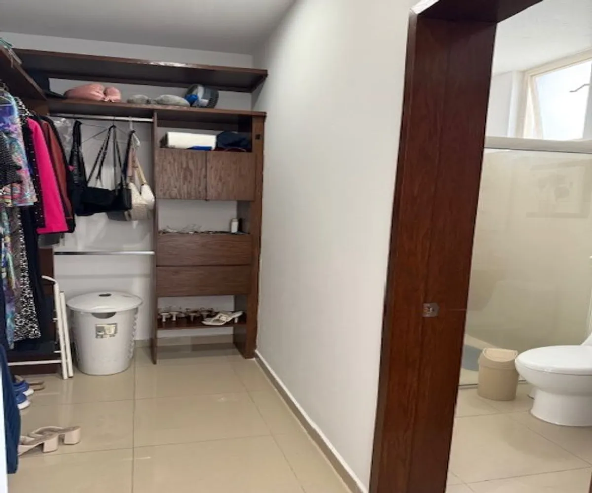 Casa En Venta,Casa Fuerte,Paseo el Alcázar 239, Tlajomulco de Zúñiga, Jalisco 45645, 3 Habitaciones,2 Baños,Paseo el Alcázar,1,pZmtMNb Casa En Venta,Casa Fuerte,Paseo el Alcázar 239, Tlajomulco de Zúñiga, Jalisco 45645, 3 Habitaciones,2 Baños,Paseo el Alcázar,1,pZmtMNb