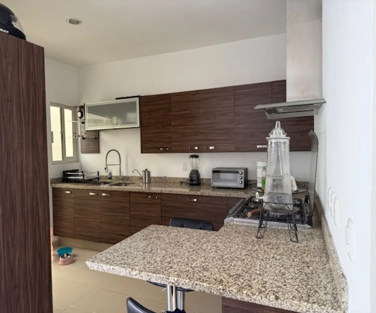 Casa En Venta,Casa Fuerte,Paseo el Alcázar 239, Tlajomulco de Zúñiga, Jalisco 45645, 3 Habitaciones,2 Baños,Paseo el Alcázar,1,pZmtMNb Casa En Venta,Casa Fuerte,Paseo el Alcázar 239, Tlajomulco de Zúñiga, Jalisco 45645, 3 Habitaciones,2 Baños,Paseo el Alcázar,1,pZmtMNb