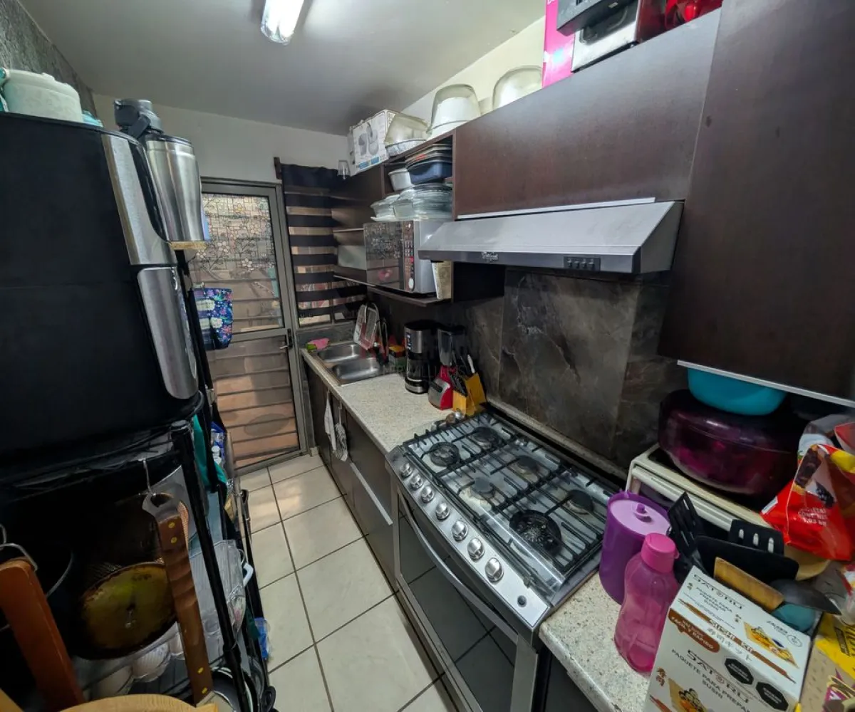 Casa En Venta,Las Terrazas Residencial ,VISTA DEL MAR 750 12, San Pedro Tlaquepaque, Jalisco 45599, 3 Habitaciones,2 Baños,VISTA DEL MAR ,1,pB0P4Le Casa En Venta,Las Terrazas Residencial ,VISTA DEL MAR 750 12, San Pedro Tlaquepaque, Jalisco 45599, 3 Habitaciones,2 Baños,VISTA DEL MAR ,1,pB0P4Le