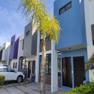 Casa En Venta,Casa Fuerte,Avenida Casa Fuerte 191 82, Tlajomulco de Zúñiga, Jalisco 45645, 3 Habitaciones,2 Baños,Avenida Casa Fuerte,2,pm1n51D