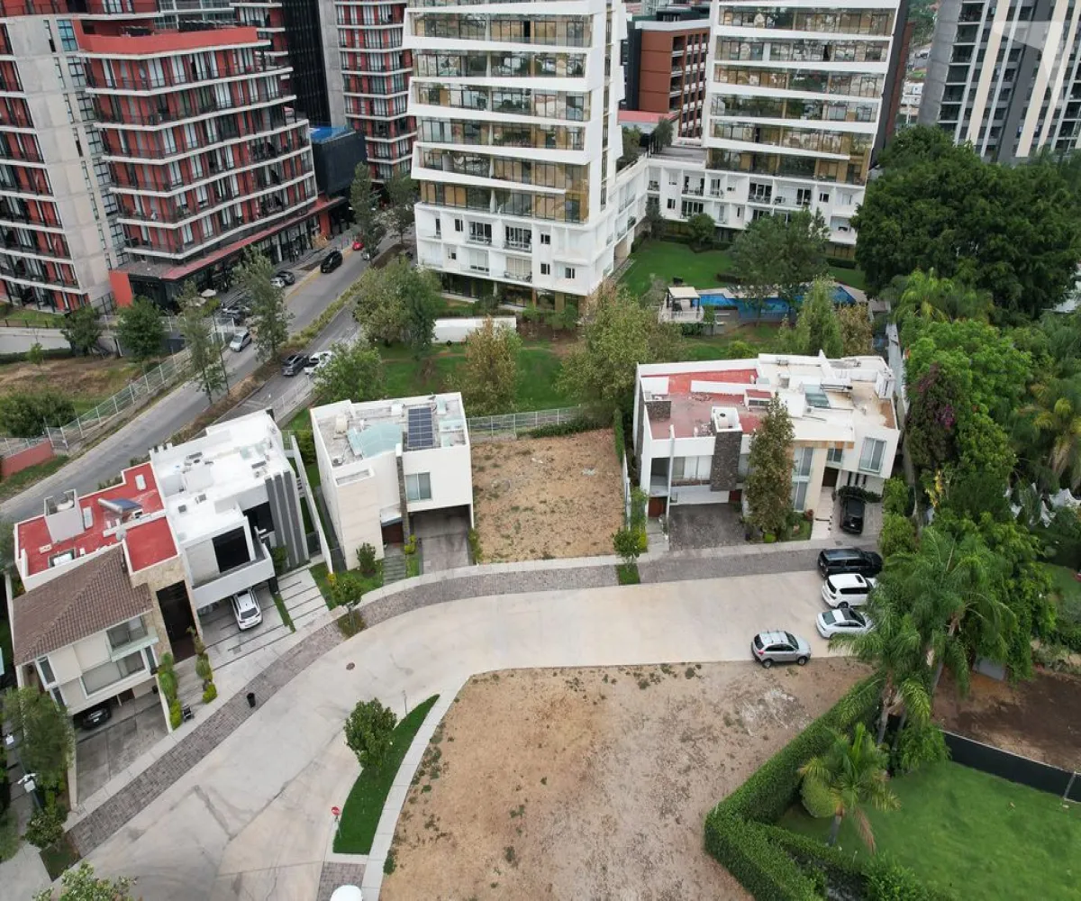 Terreno En Venta,Valle Real,Avenida Paseo La Toscana 1111 22, Zapopan, Jalisco 45019,Avenida Paseo La Toscana,pP8NunV Terreno En Venta,Valle Real,Avenida Paseo La Toscana 1111 22, Zapopan, Jalisco 45019,Avenida Paseo La Toscana,pP8NunV