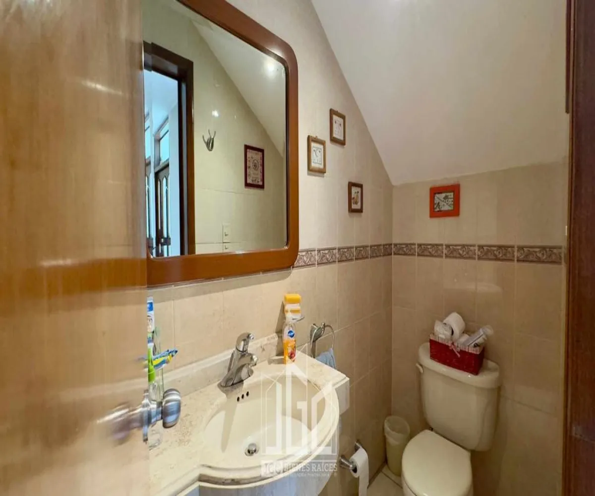 Casa En Venta,Bosques de Santa Anita,Circuito Lomas Altas 1045, Tlajomulco de Zúñiga, Jalisco 45640, 3 Habitaciones,4 Baños,Circuito Lomas Altas,2,p95C5QH Casa En Venta,Bosques de Santa Anita,Circuito Lomas Altas 1045, Tlajomulco de Zúñiga, Jalisco 45640, 3 Habitaciones,4 Baños,Circuito Lomas Altas,2,p95C5QH