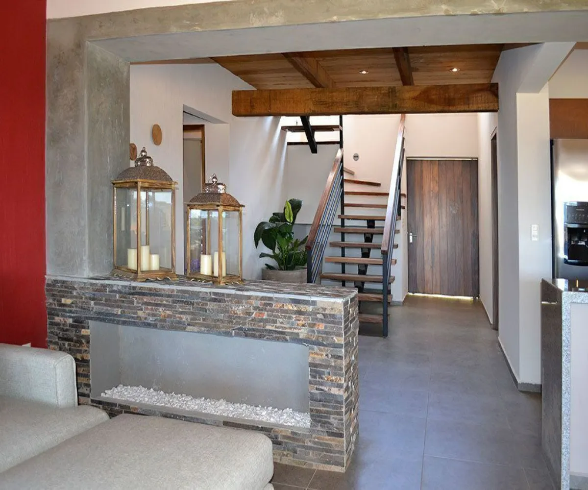 En Venta,Valle del lago,Carretera Tapalpa - Chiquilistlan Km 4, Tapalpa, Jalisco 49340, 4 Habitaciones,4 Baños,Carretera Tapalpa - Chiquilistlan,1,p2Vp8Xl En Venta,Valle del lago,Carretera Tapalpa - Chiquilistlan Km 4, Tapalpa, Jalisco 49340, 4 Habitaciones,4 Baños,Carretera Tapalpa - Chiquilistlan,1,p2Vp8Xl