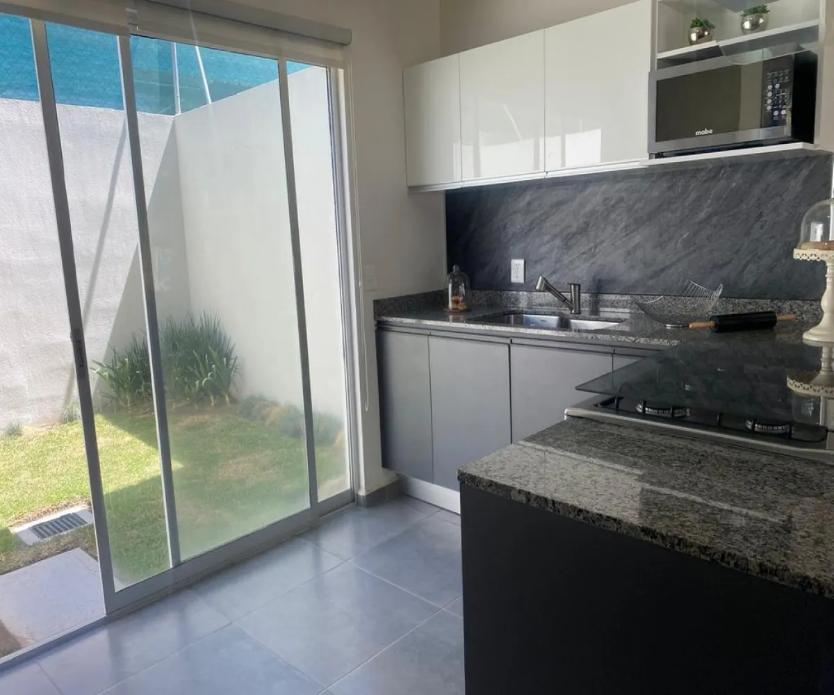 Casa En Venta,Valle Imperial,Paseo Abié 40, Zapopan, Jalisco 45134, 3 Habitaciones,2 Baños,Paseo Abié,2,p723c2H Casa En Venta,Valle Imperial,Paseo Abié 40, Zapopan, Jalisco 45134, 3 Habitaciones,2 Baños,Paseo Abié,2,p723c2H