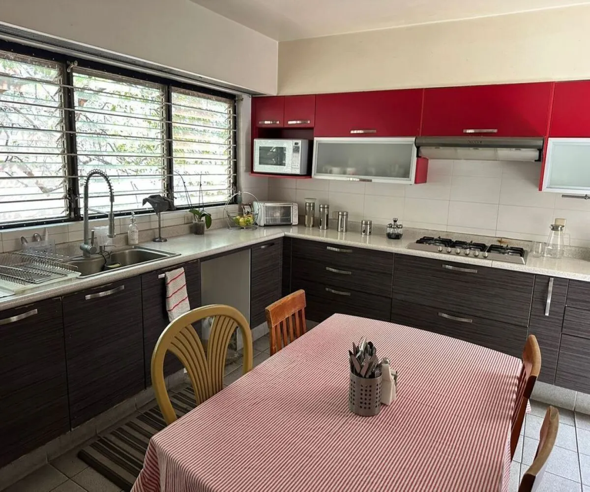 Casa En Venta,Ciudad del Sol,Avenida Xochitl 222, Zapopan, Jalisco 45050, 4 Habitaciones,5 Baños,Avenida Xochitl,1,p9S75Yz Casa En Venta,Ciudad del Sol,Avenida Xochitl 222, Zapopan, Jalisco 45050, 4 Habitaciones,5 Baños,Avenida Xochitl,1,p9S75Yz