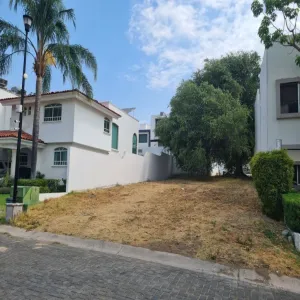 Terreno En Venta,Rancho San José del Tajo,Av. de Los Laureles 113 S/N, Tlajomulco de Zúñiga, Jalisco 45645,Av. de Los Laureles 113,pXbfOvi