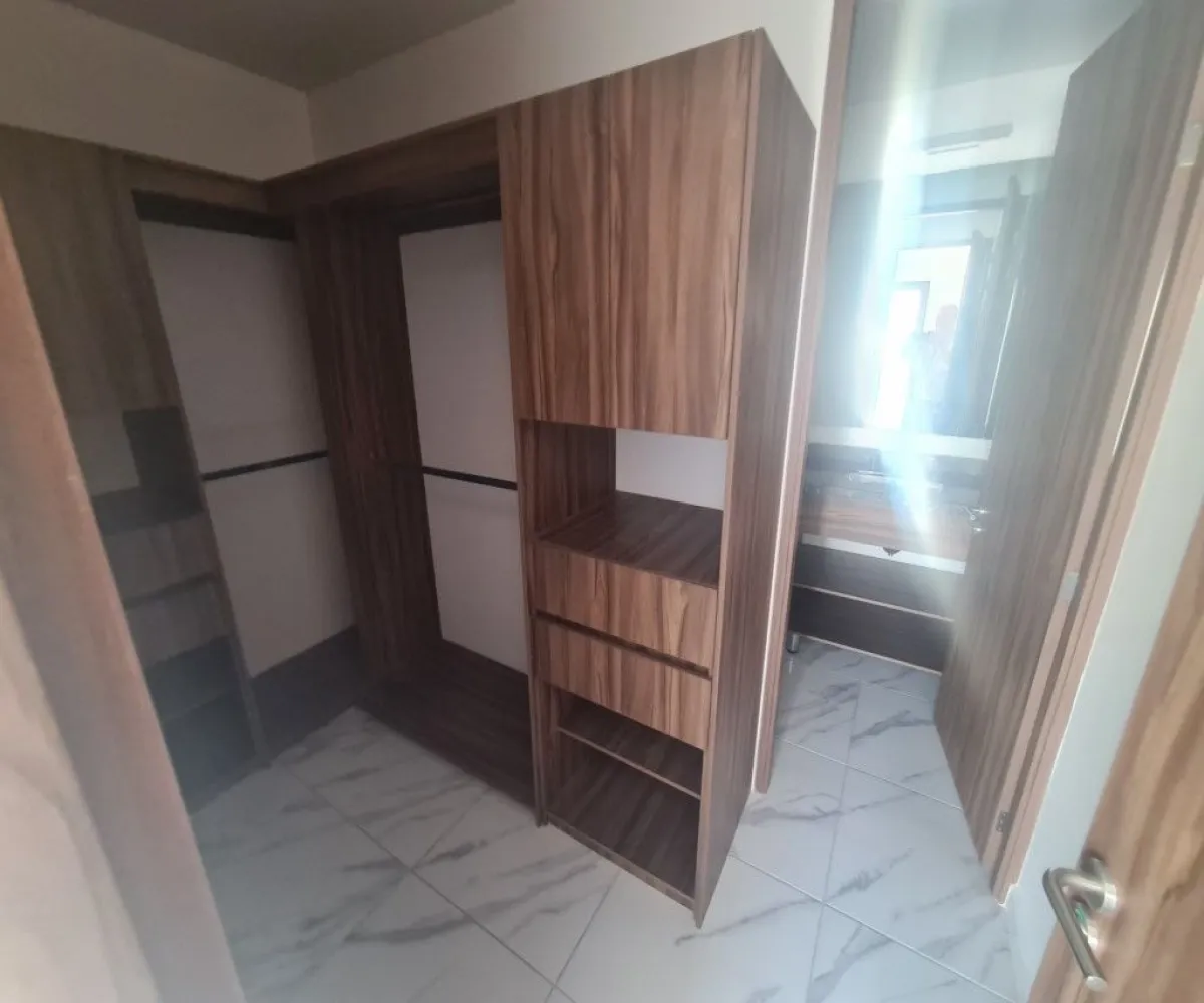 Departamento En Venta,Las Águilas,Avenida Adolfo López Mateos Sur 5541, Zapopan, Jalisco 45080, 1 Cuarto,1 Baño,Avenida Adolfo López Mateos Sur,1,p5KXYA7 Departamento En Venta,Las Águilas,Avenida Adolfo López Mateos Sur 5541, Zapopan, Jalisco 45080, 1 Cuarto,1 Baño,Avenida Adolfo López Mateos Sur,1,p5KXYA7